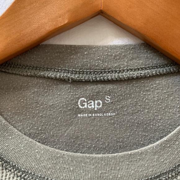 GAP Waffle Knit Thermal Sweater - Picture 3 of 3